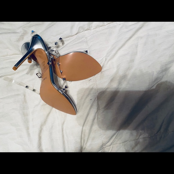 BooHoo Barely There Stud Heels - Picture 4 of 5